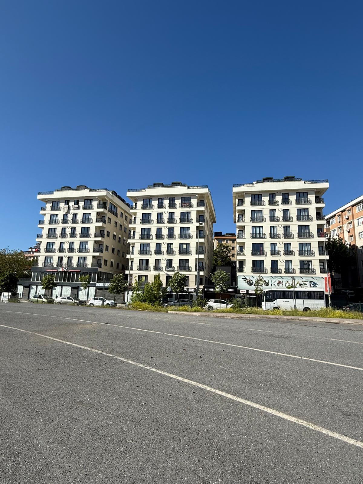 Ercüment Batanay Cad. 80 Daire 3 Blok 2+1 - 4