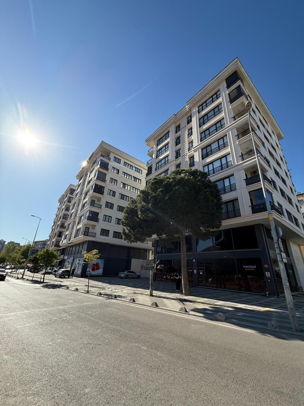 Ercüment Batanay Cad. 84 Daire 3 Blok 2+1 - 4