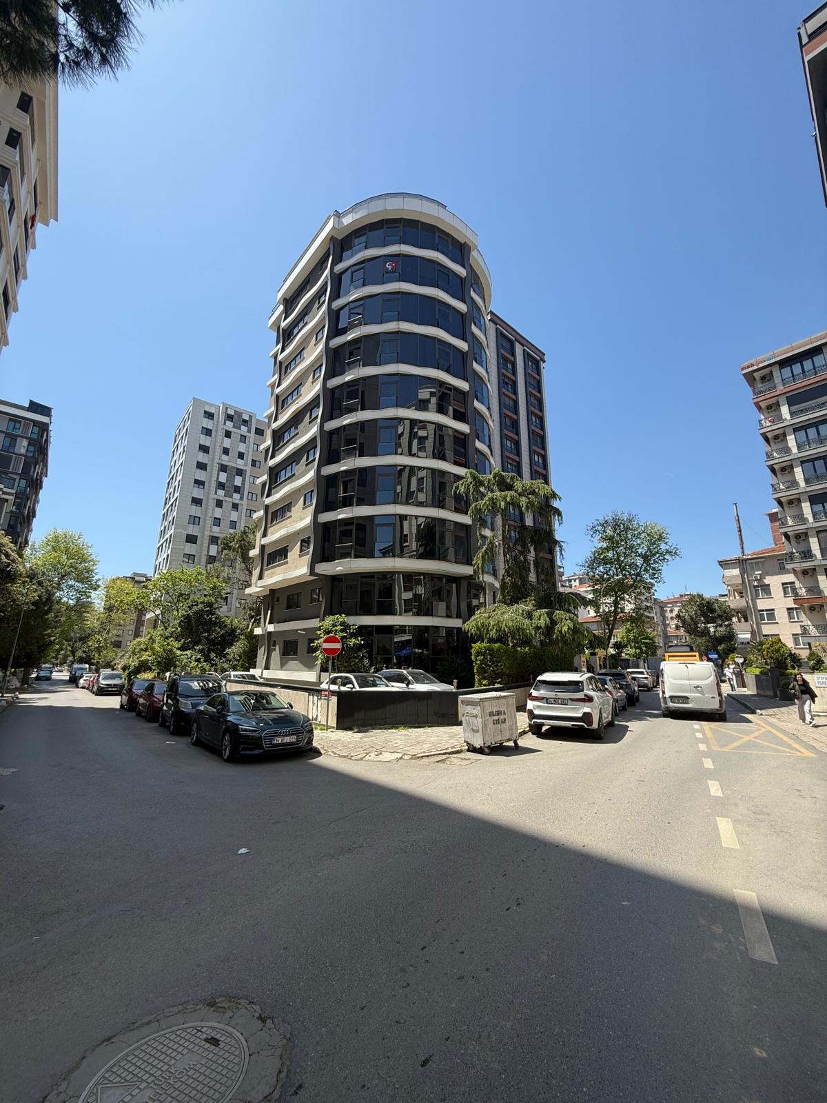 Kaptan Arif Sokak 20 Daire 3+1 - 12